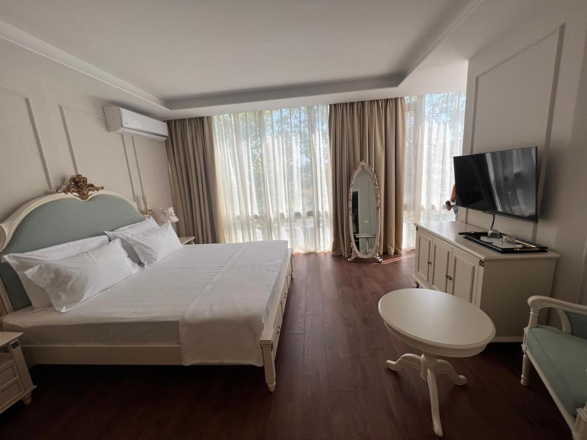 Sol Invictus Boutique Hotel Durres Albania Экстерьер фото